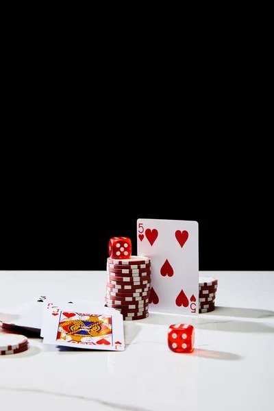 Live gameplay and scoring Live tournament gameplay and score tracking